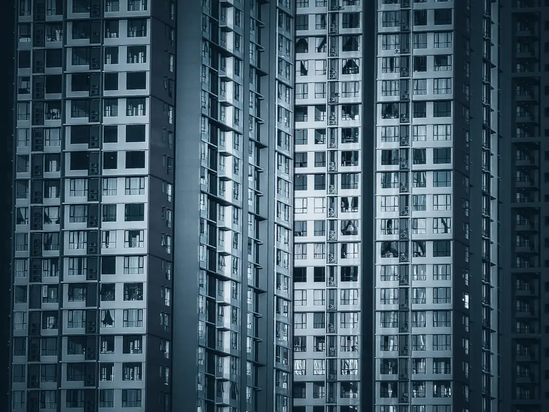 重庆广告配乐制作流程与音效设计技术要点解析